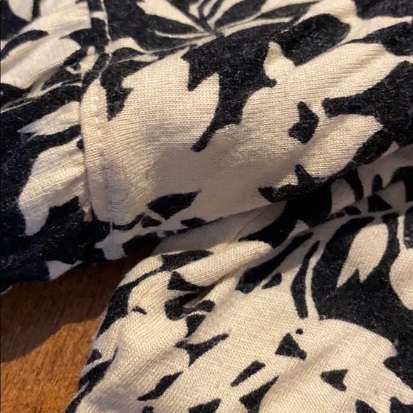 👚 Talbots 🍃 Pattern Shirt - Picture 3 of 10